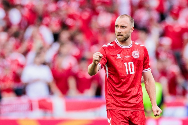 图片报：埃里克森不太可能加盟勒沃库森，球队阵容已满员