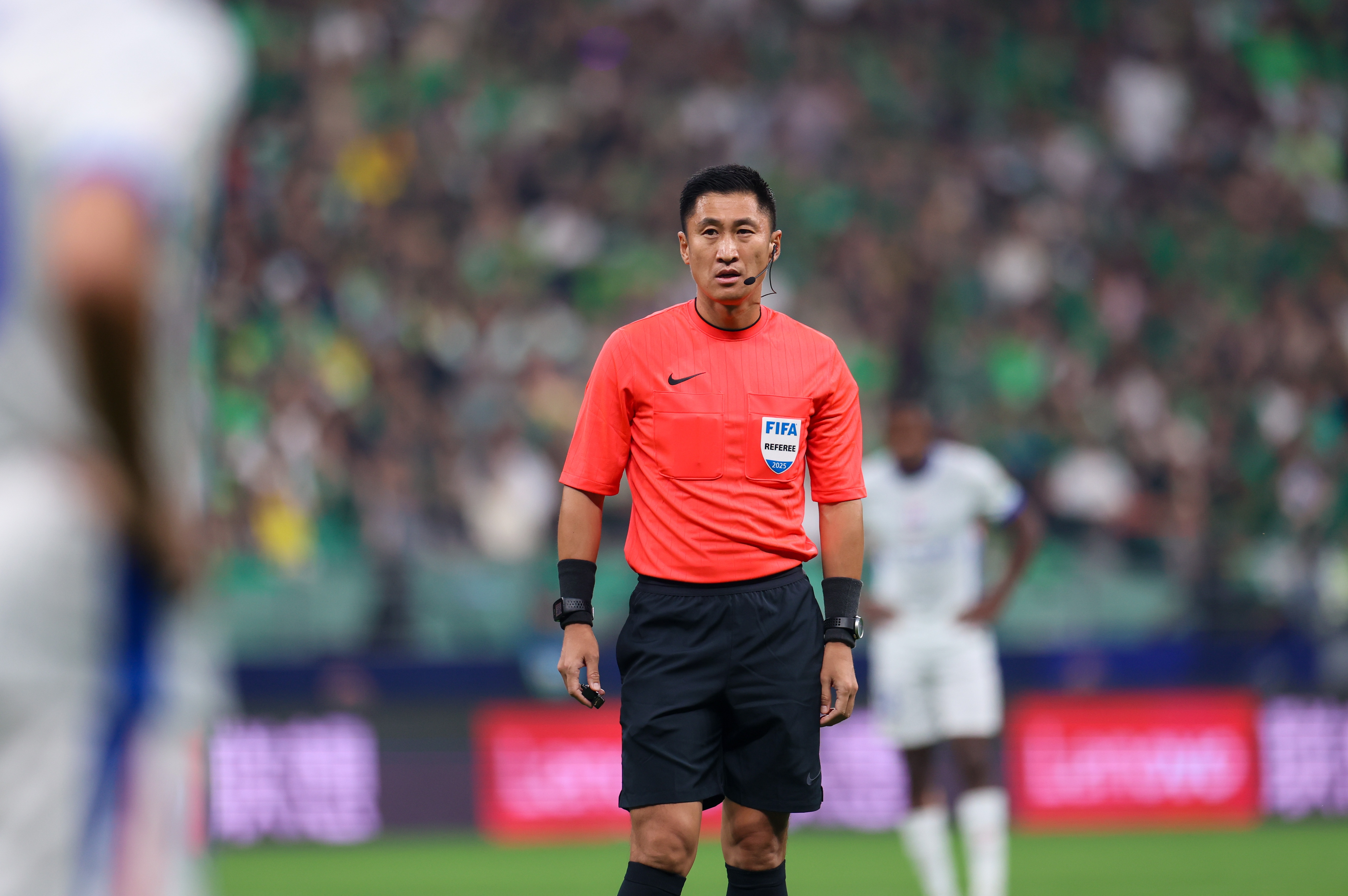 mk体育官网-直播吧：马宁暂留多哈待命 多名中国裁判亚足联赛事执法计划调整