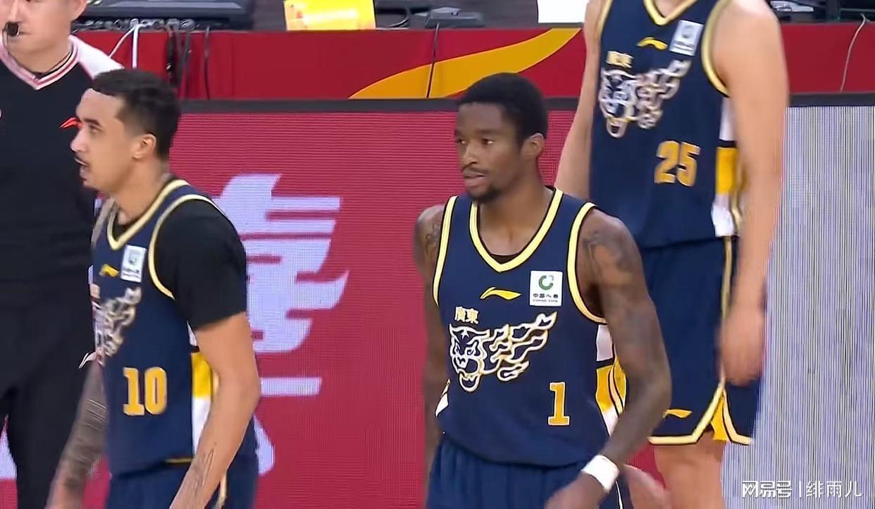 mk体育-重磅！广东最适合的大外援曝光，朱芳雨有望引进2米08暴力中锋？